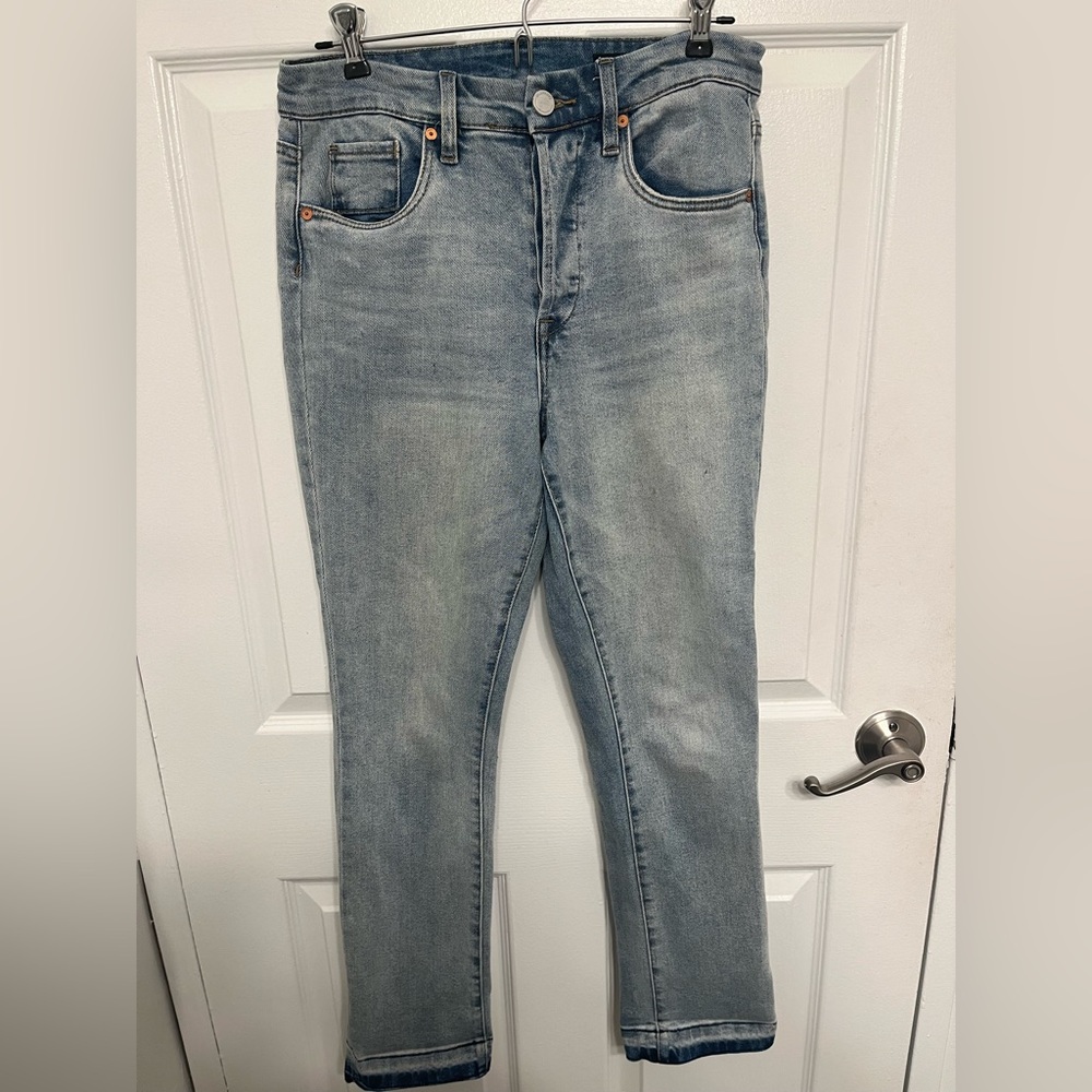 Blank NYC The Madison On The Edge High-Rise Crop. Size 28